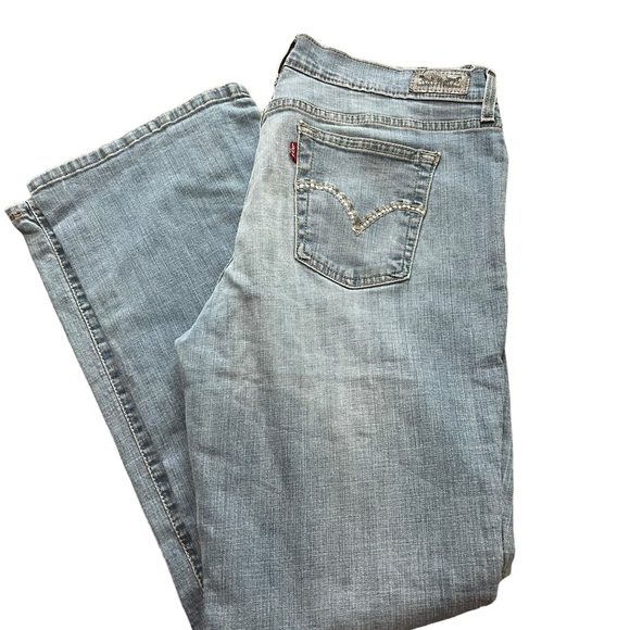 Women’s size 14 Levi’s 515 bootcut jeans - Picture 3 of 3